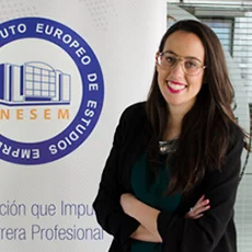 Presentamos a Cristina Aparicio, que compone el gabinete de asesoramiento académico